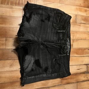 American Eagle Distressed midi shorts black. Sz10